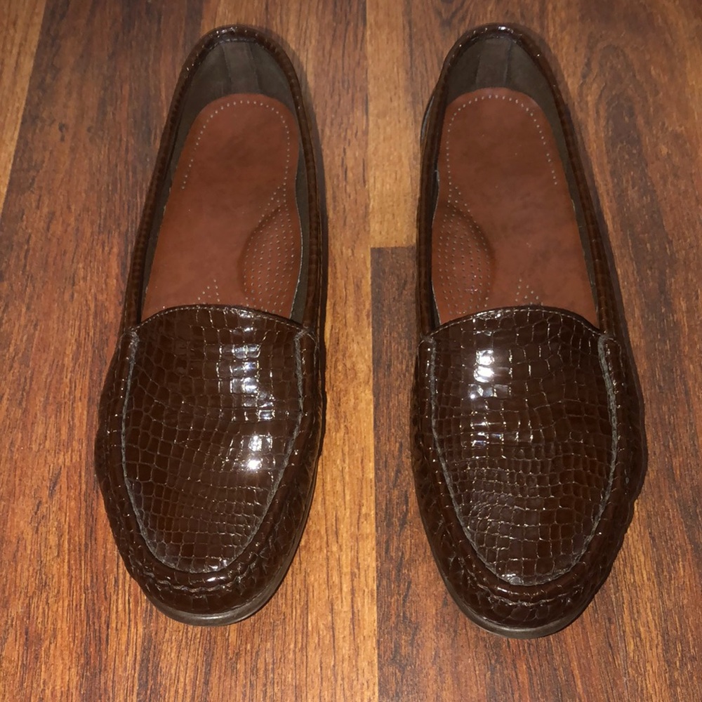 SAS shoes in size 10